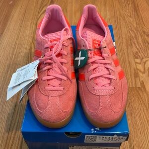 NIB Adidas Gazelles Sunbeam Pink/Solar Red